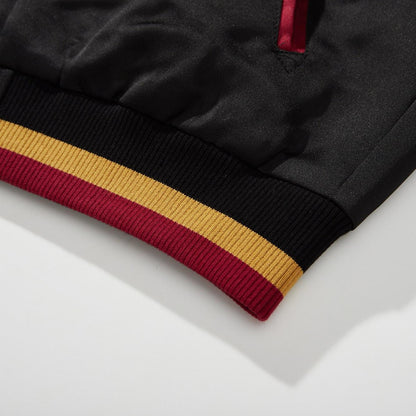 Striped rib hem with clean stitching and neat finishing