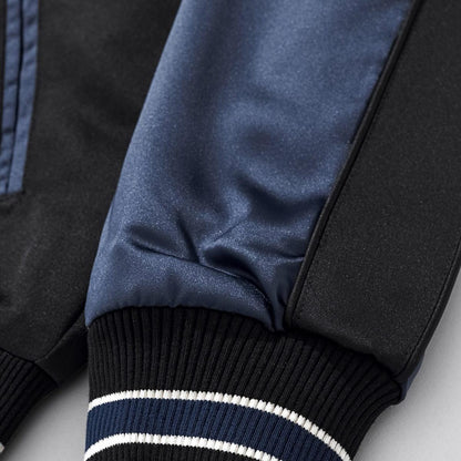 Ribbed cuff with double stripe