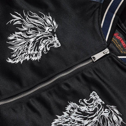 Close-up of the chest lion head embroidery on both sides