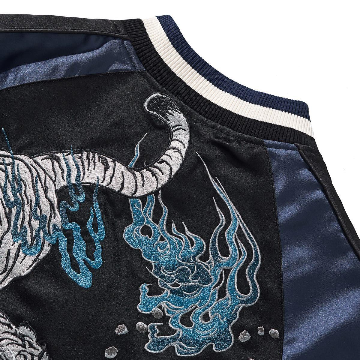 Ribbed collar detail with contrast stripe and satin raglan join of white tiger sukajan jacket